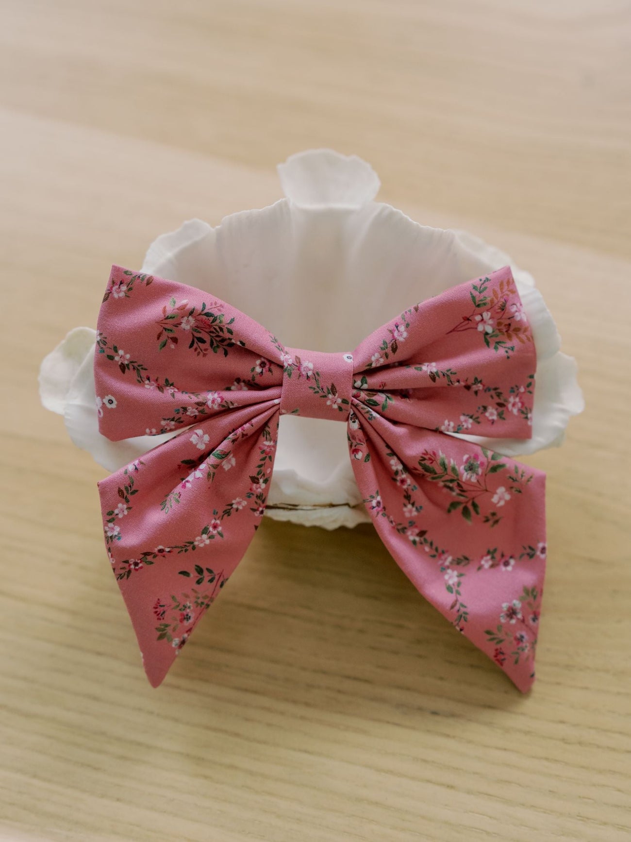 Pink Garland Trellis Girl Large Bow Clip
