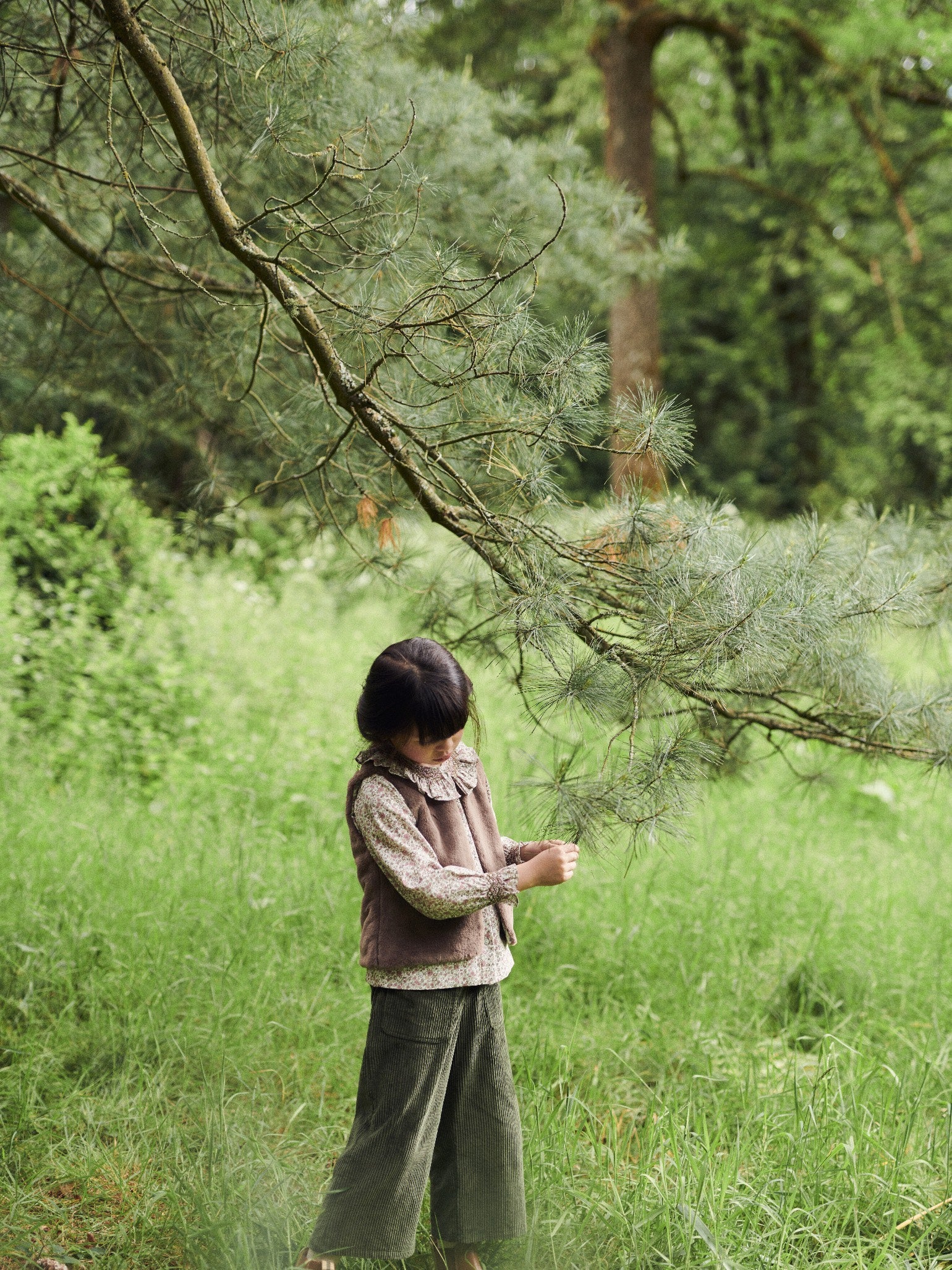 Raisin Brown Marisol Girl Gilet