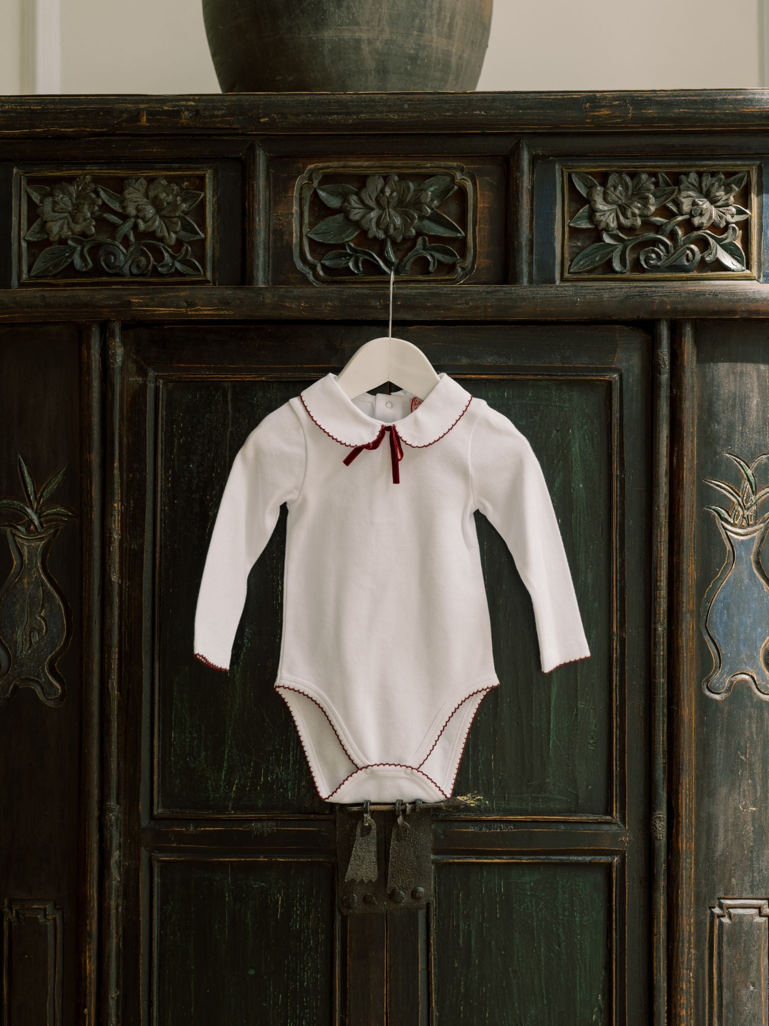 White Lirio Baby Body Vest