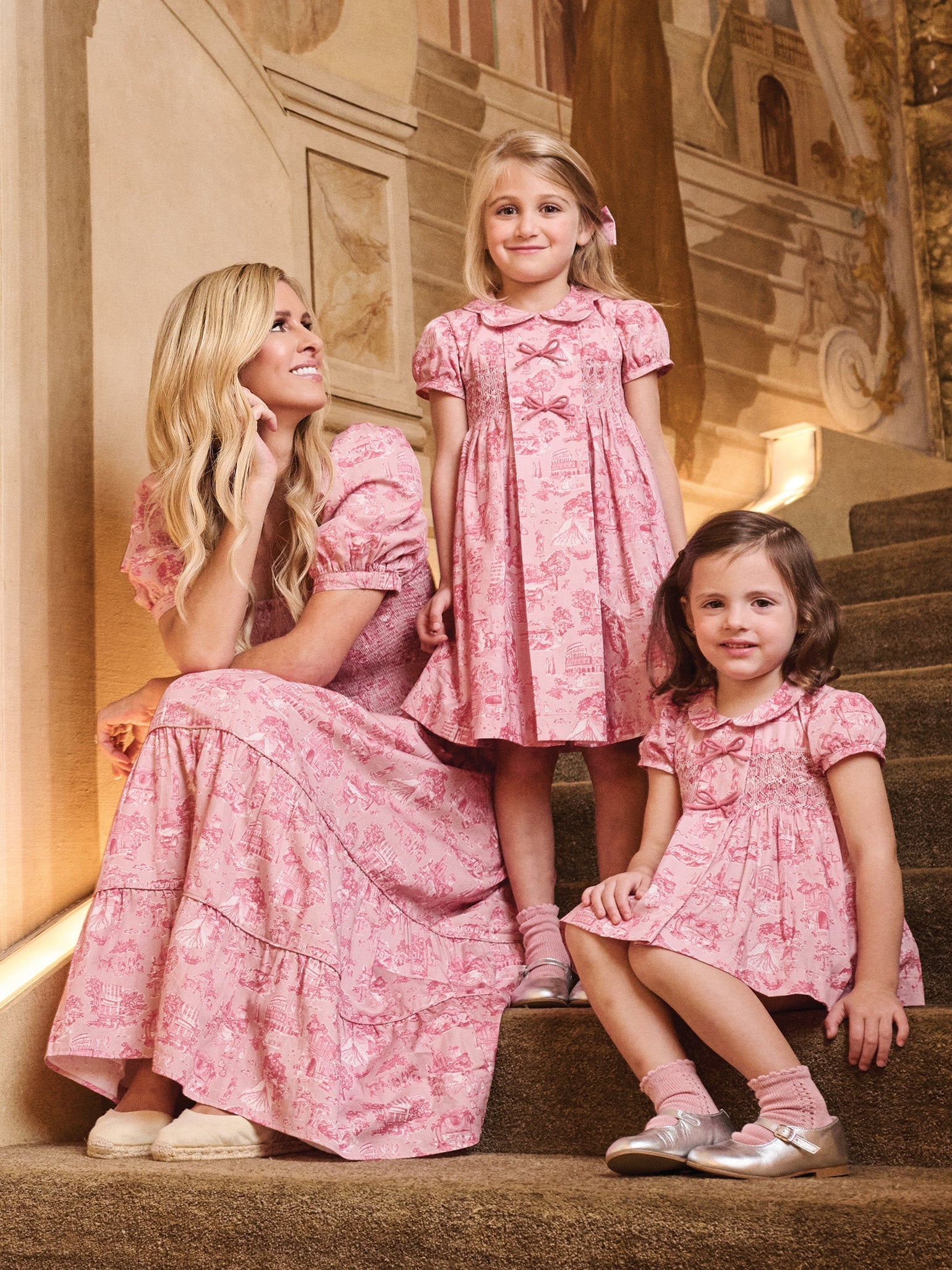 La Coqueta Kids - Nicky Hilton x La Coqueta Pink Toile de Jouy Theodora Girl Hand-Smocked Dress