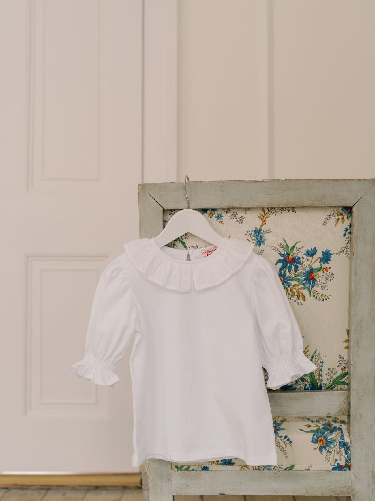 White Daisy Girl Top