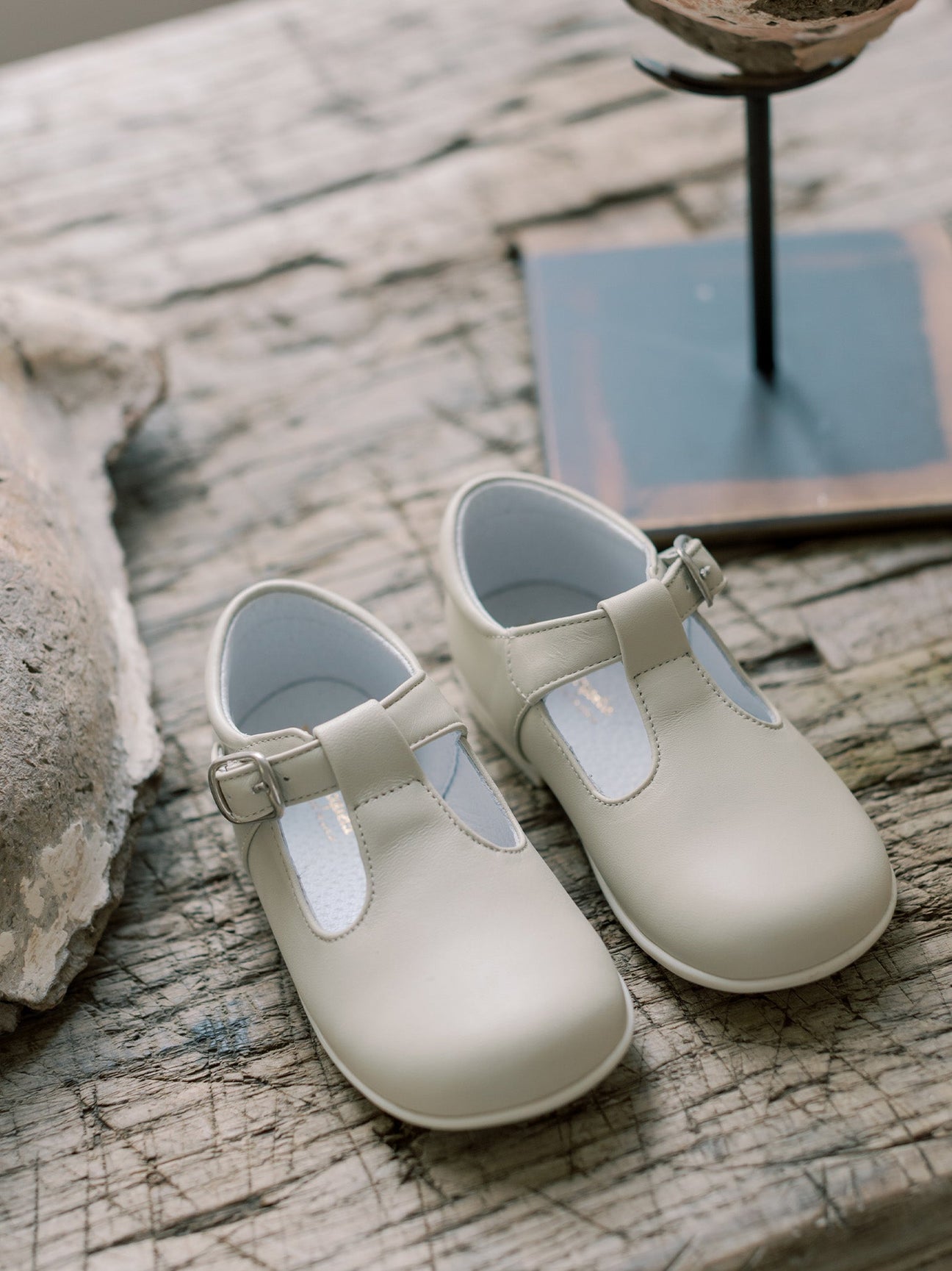 kids dress shoes leather whitestone queens La Coqueta Kids - La Coqueta Kids Ivory Leather Toddler T-Bar Shoes – UK 6 / US 7 / EU 23