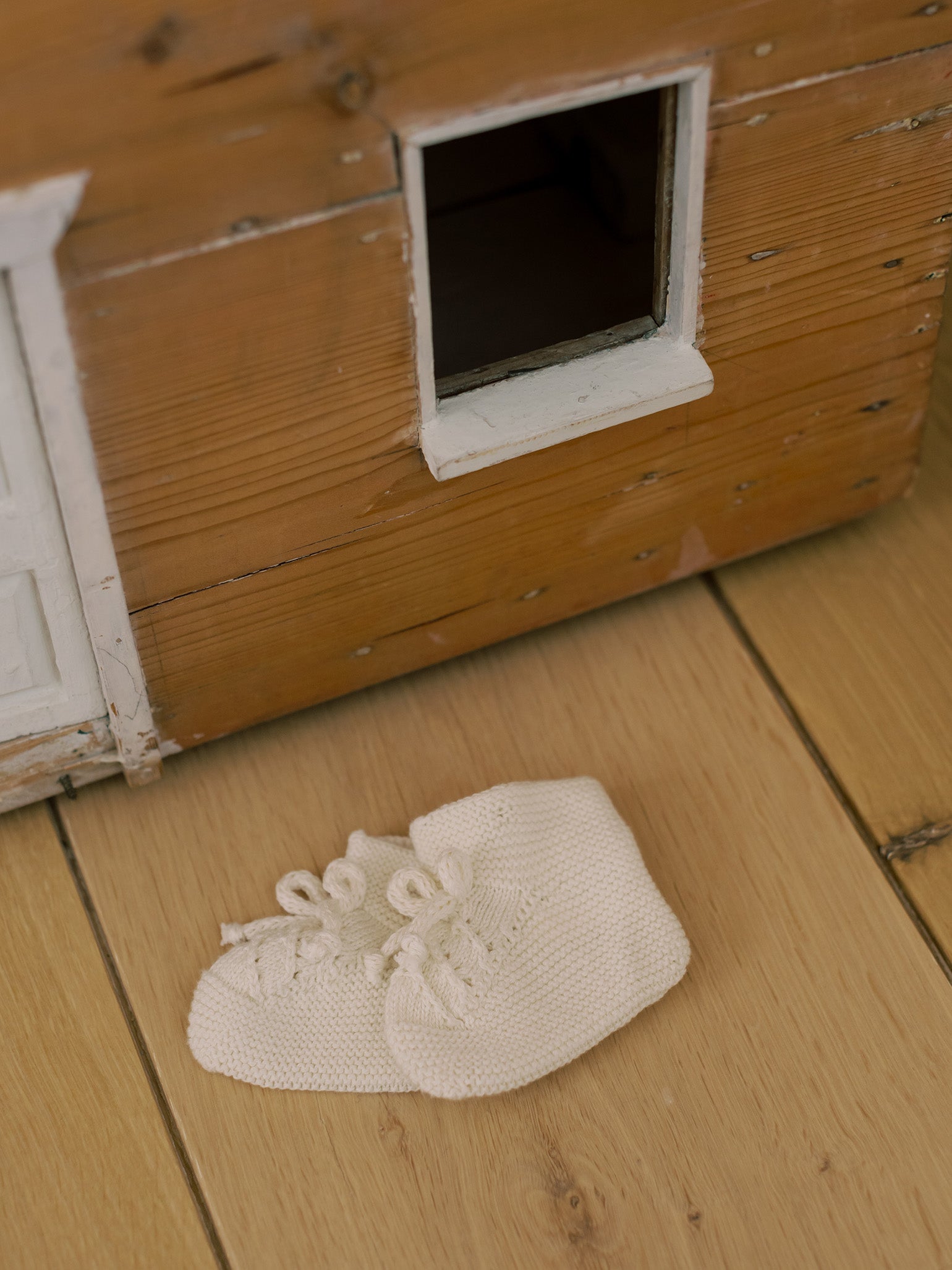 Ivory Rimevera Cotton Baby Knitted Booties