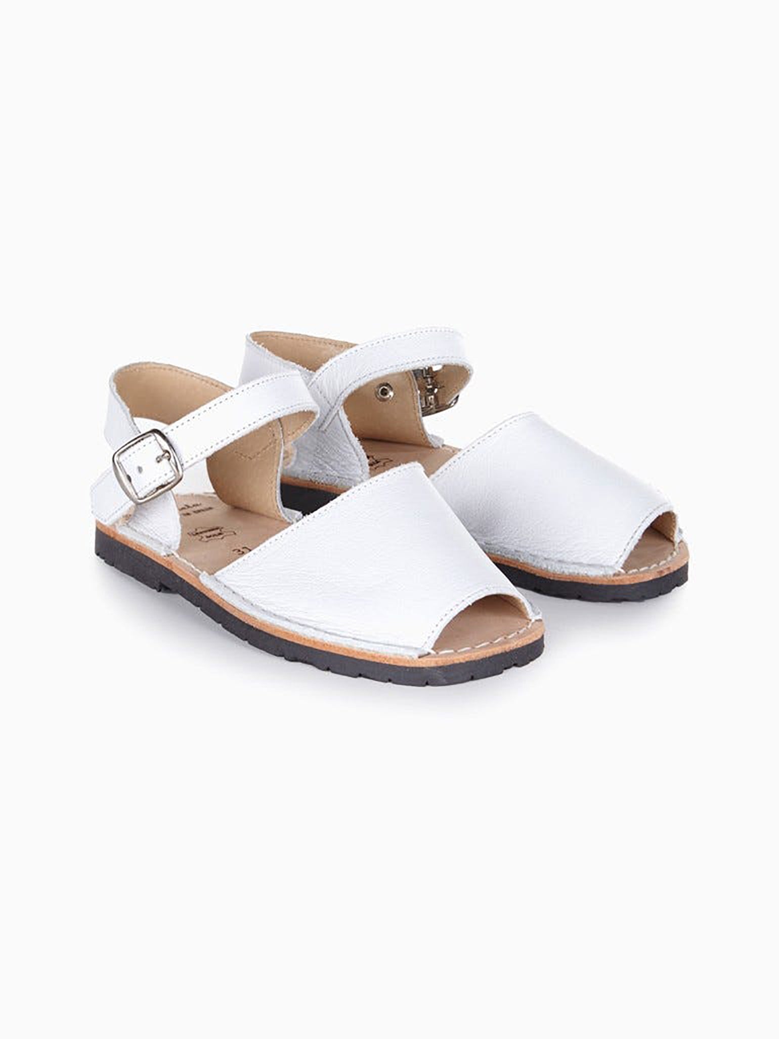 Buy Girls White Casual Sandals Online | SKU: 57-15-16-20-Metro Shoes