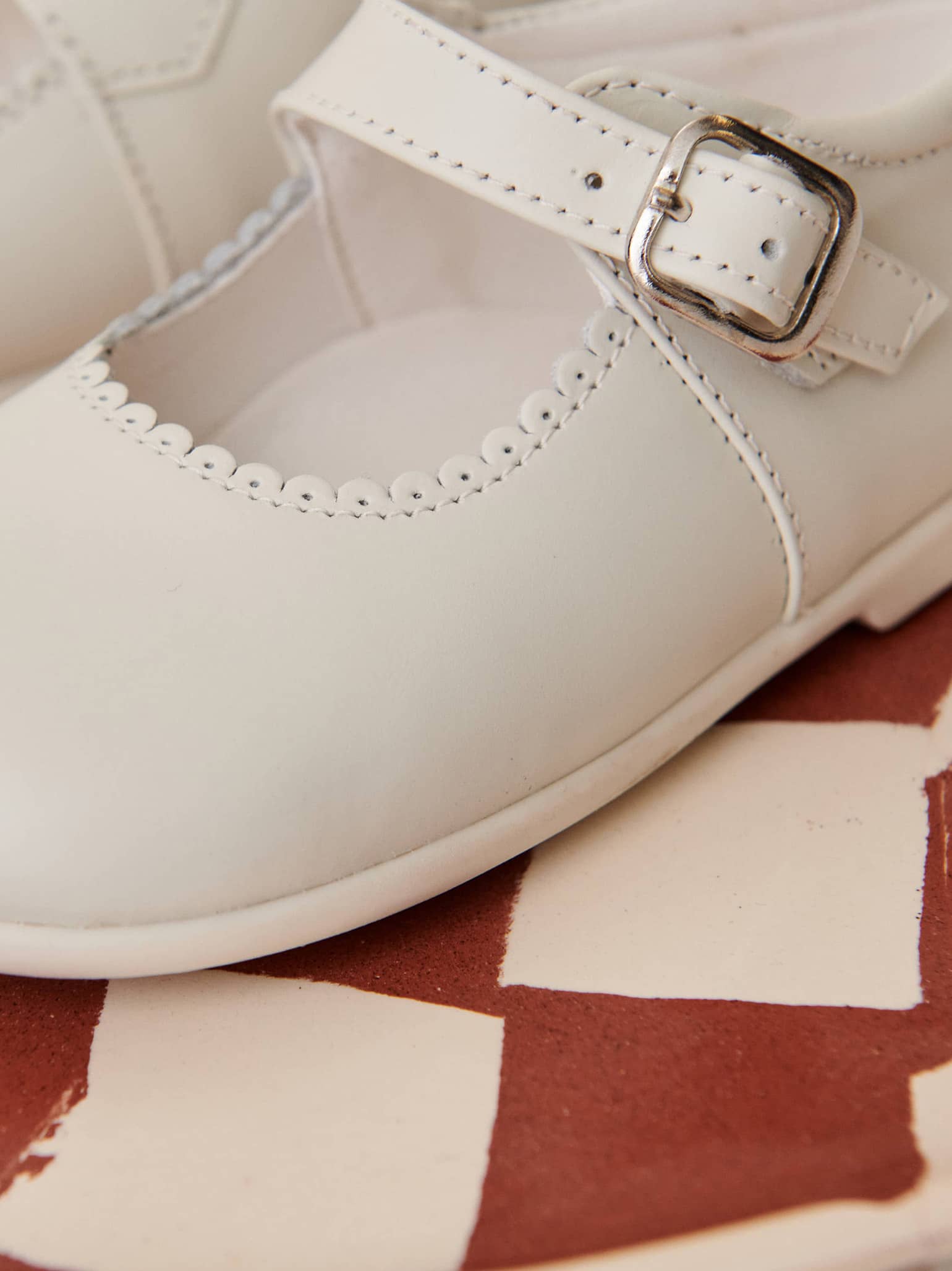 Ivory Leather Baby Mary Jane Shoes La Coqueta Kids