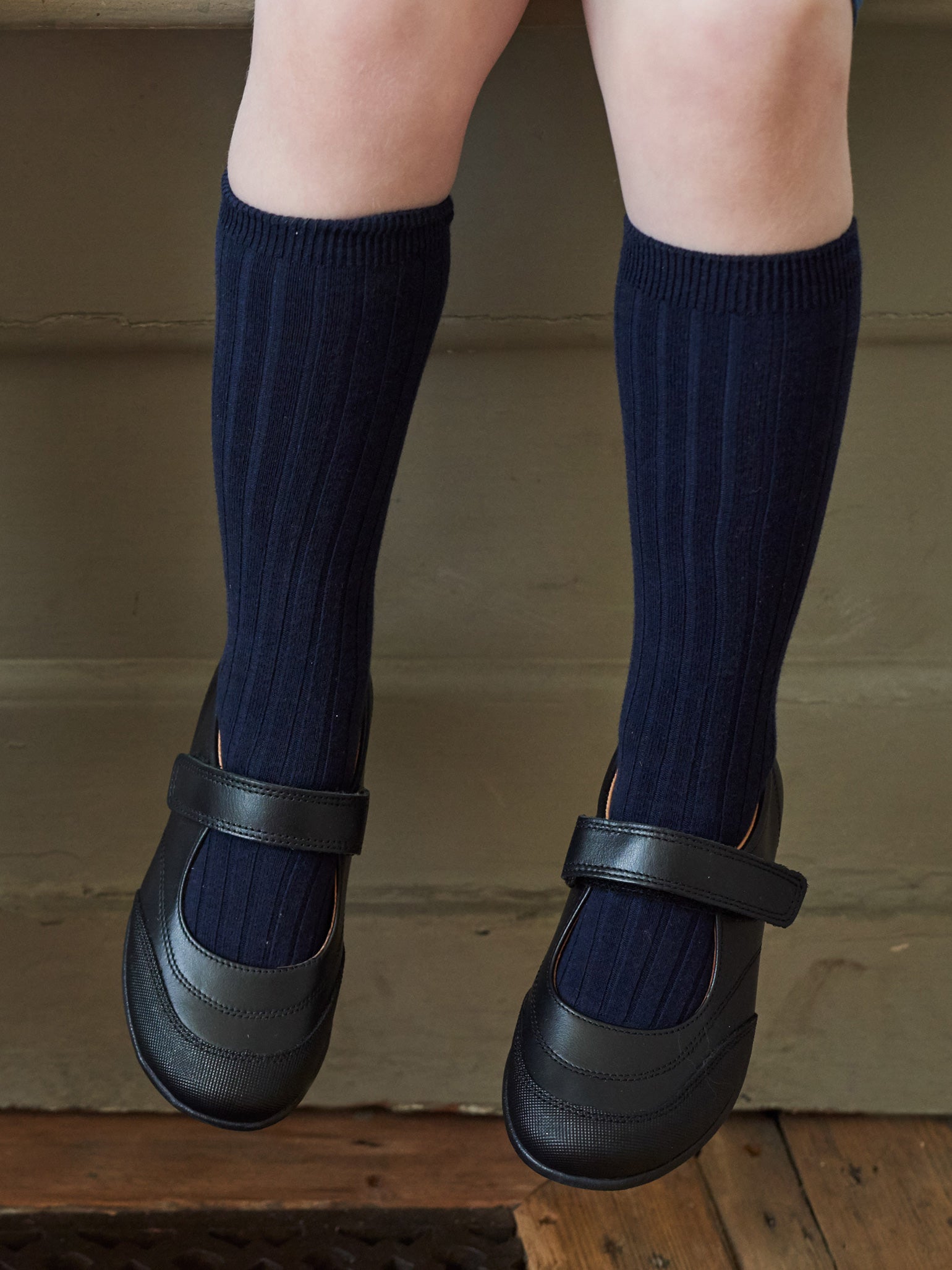 Navy blue hot sale childrens socks