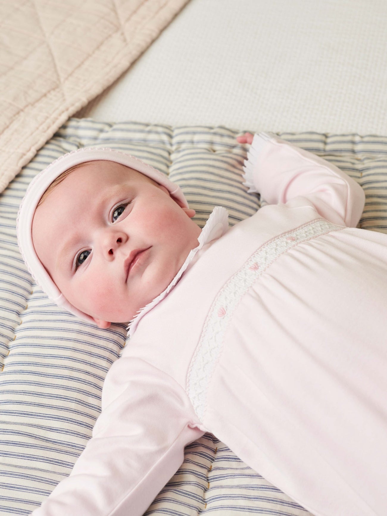 Pink Rosalia Smock Baby Girl Girl Sleepsuit